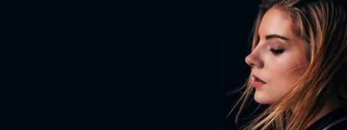 How to Smooth Skin and Enhance Portrait Lighting using a Wacom Tablet